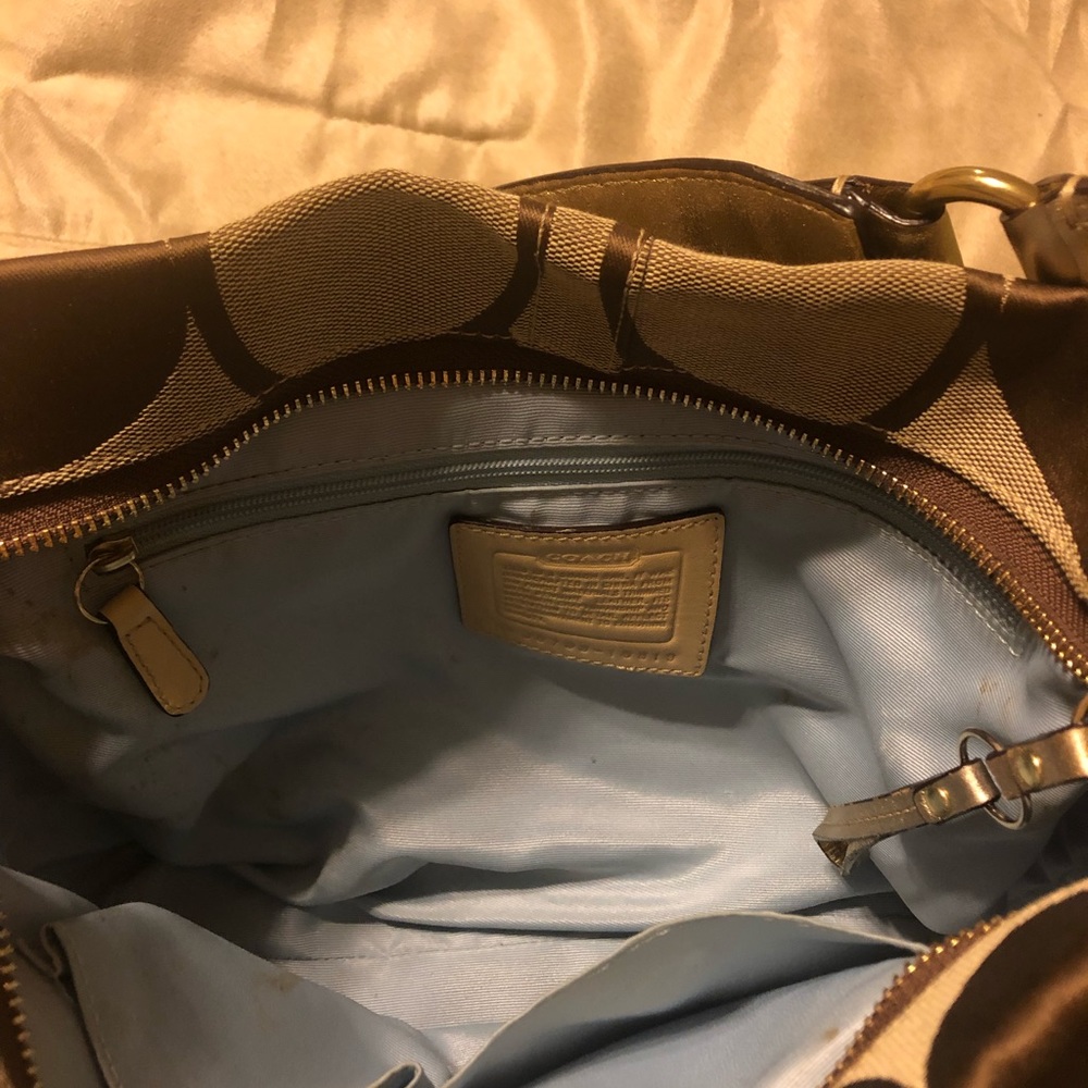 Authentic Coach Handbag - Picture 4 of 8